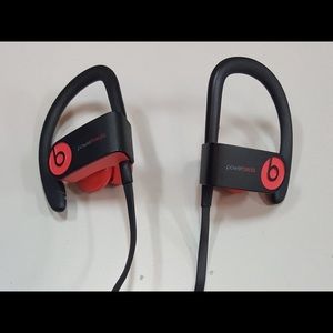 Beats wireless headphones